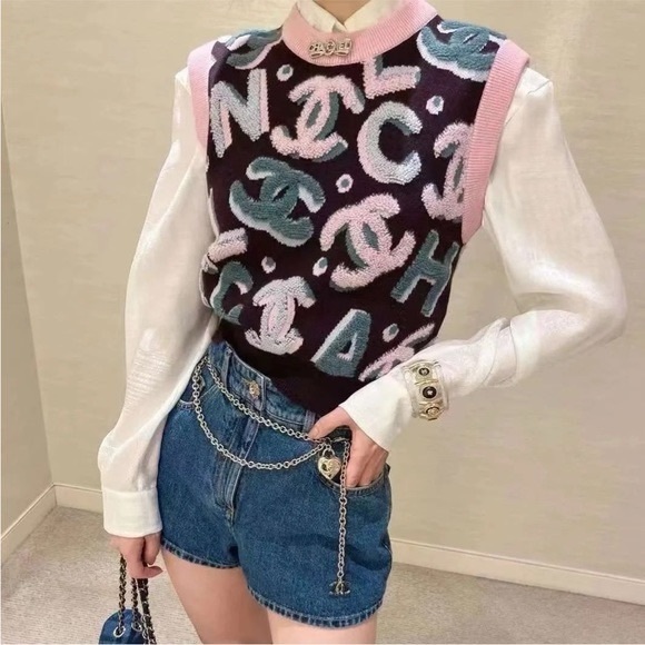 Auth Chanel 22N CC Logo Knit Top P73252 - Size 36 - Picture 13 of 14